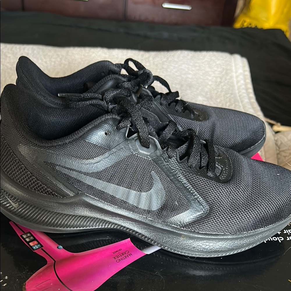 Black Athletic Nike Sneakers